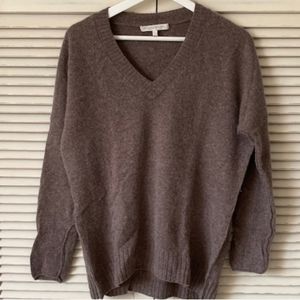 Naked Cashmere V-neck sweater Sz L